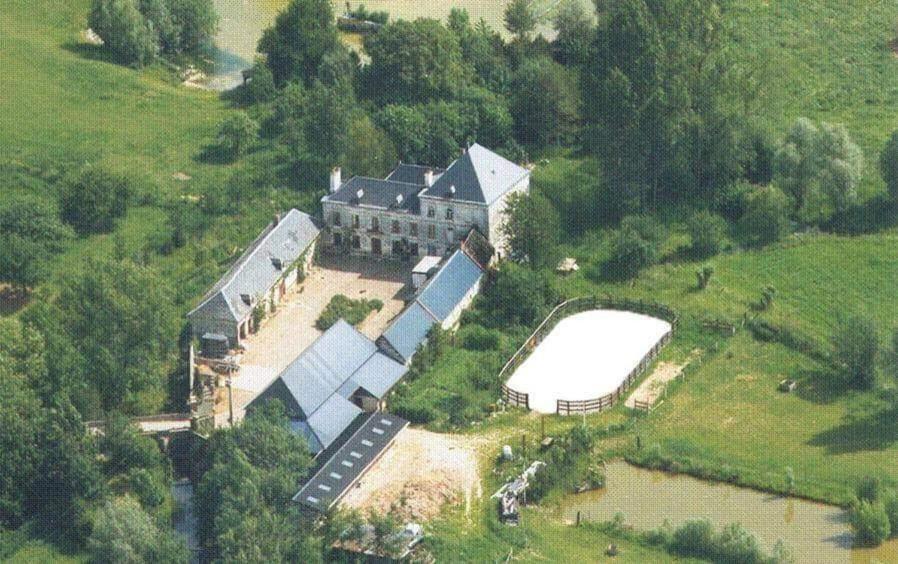 Haras De La Ressee Agnez-les-Duisans Exterior photo
