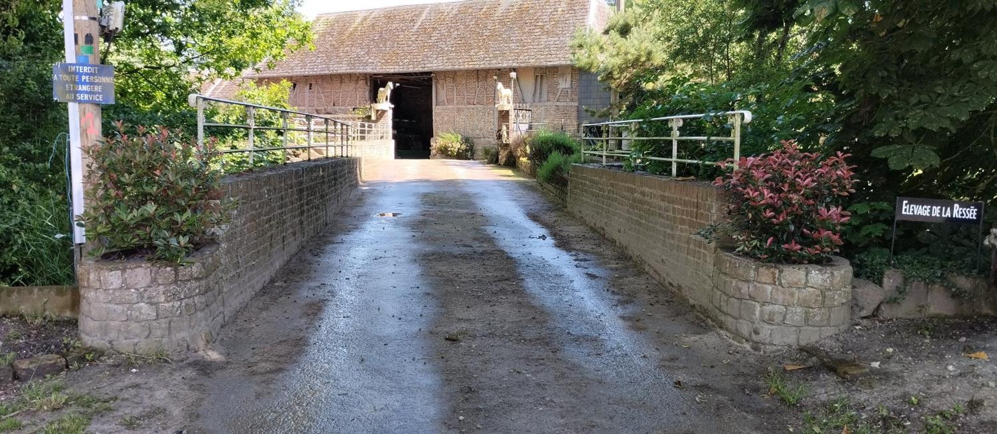 Haras De La Ressee Agnez-les-Duisans Exterior photo